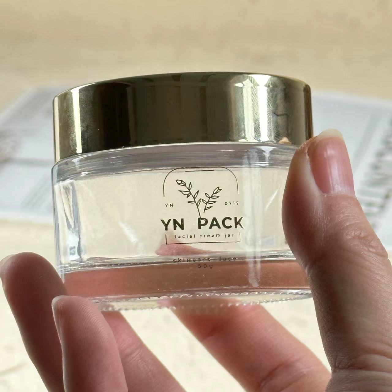 luxury glass jar Wholesa frost - Luxury Skincare Jars ulasan dan harga